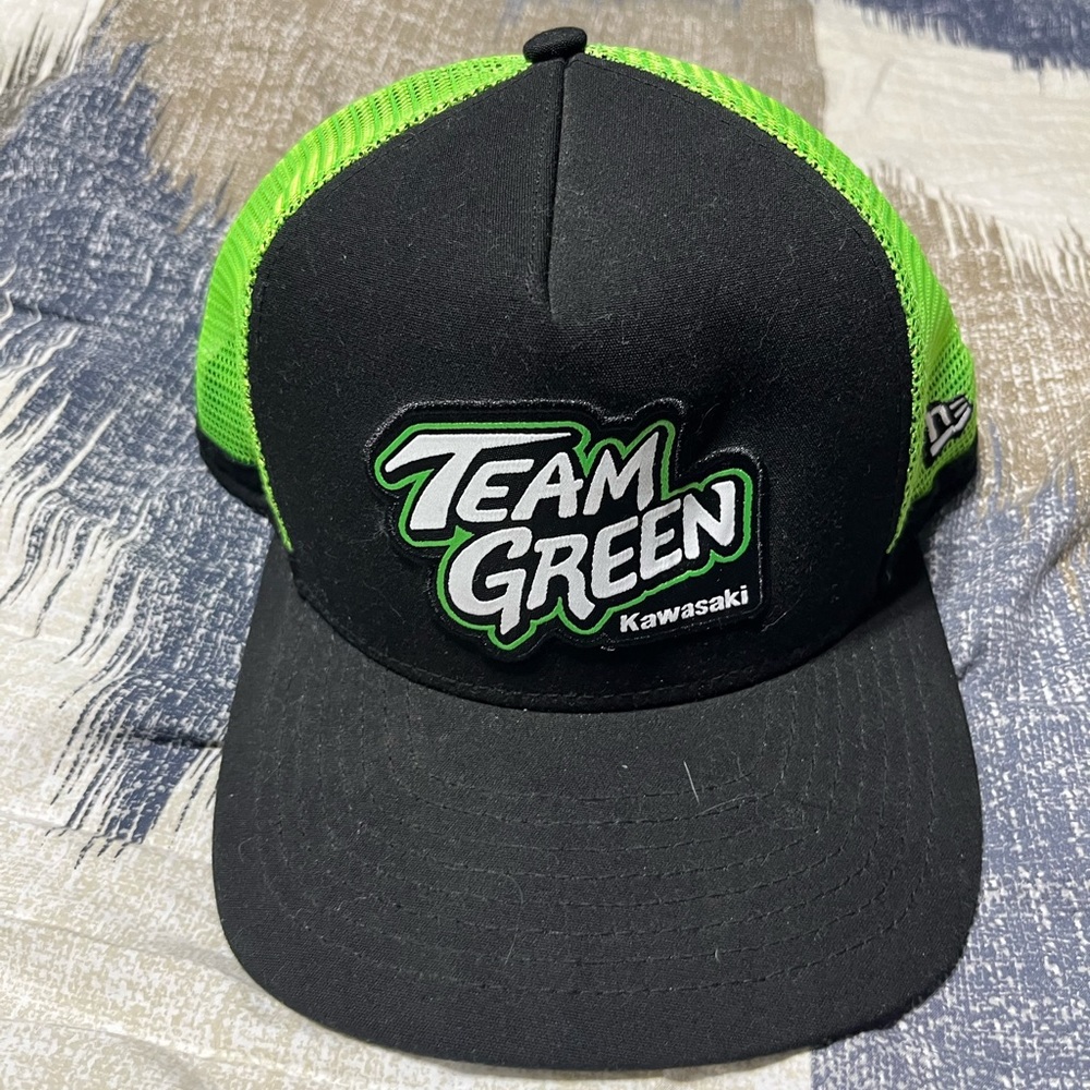 Like new! Team Green Racing hat